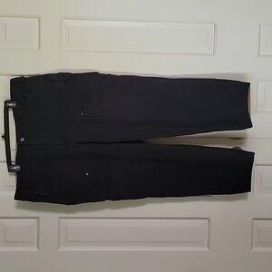 Duluth Trading men's black relaxed fit cargo jeans sz 42x30 (actual 41x29)